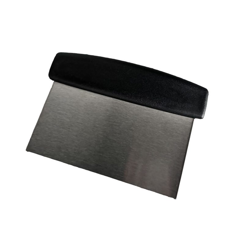 dough scraper